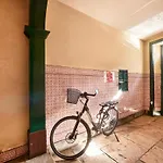 Renovated Charming Apartment, By Timecooler * Lisboa