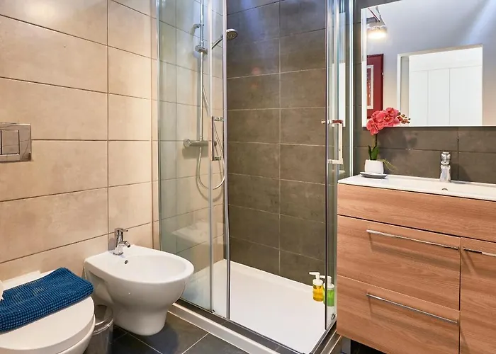 Renovated Charming Apartment, By Timecooler Appartement Lissabon